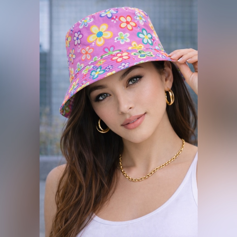🌸 NWOT! Flower Bucket Hat